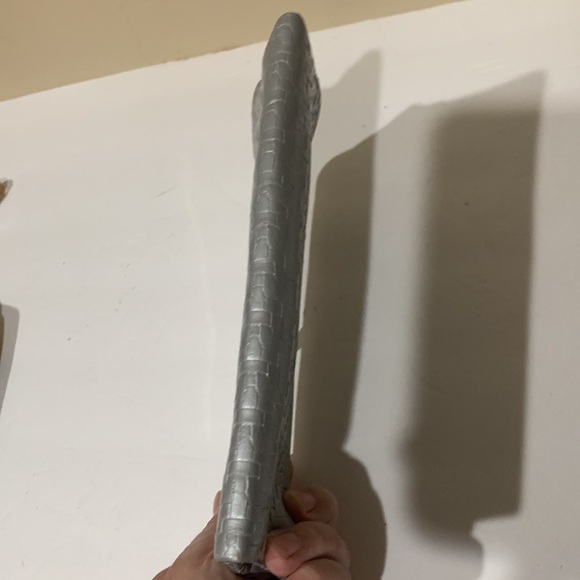 Clutch - Picture 8 of 12